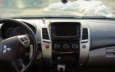 Mitsubishi Pajero Sport II рестайлинг, 2011 год, 1 180 000 рублей, 6 фотография