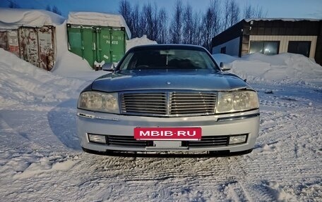 Nissan Gloria XI, 2000 год, 350 000 рублей, 3 фотография