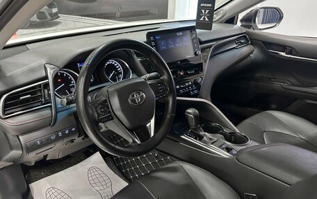 Toyota Camry, 2021 год, 3 567 000 рублей, 14 фотография