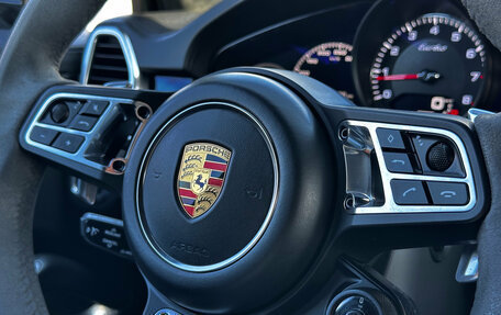 Porsche Cayenne III, 2019 год, 10 990 000 рублей, 15 фотография