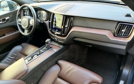 Volvo XC60 II, 2021 год, 3 899 000 рублей, 10 фотография