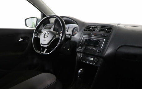 Volkswagen Polo VI (EU Market), 2018 год, 1 069 990 рублей, 11 фотография