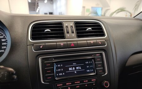 Volkswagen Polo VI (EU Market), 2014 год, 800 000 рублей, 14 фотография