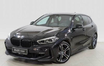 BMW 1 серия, 2019 год, 2 560 000 рублей, 1 фотография