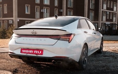 Hyundai Elantra, 2022 год, 2 150 000 рублей, 1 фотография