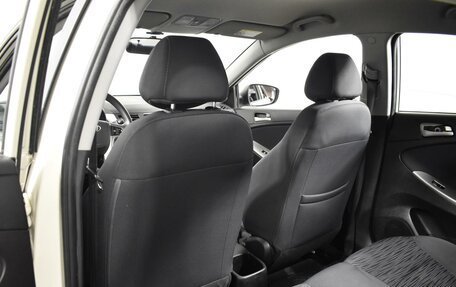 Hyundai Solaris II рестайлинг, 2015 год, 689 900 рублей, 11 фотография