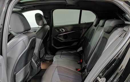 BMW 1 серия, 2019 год, 2 560 000 рублей, 18 фотография