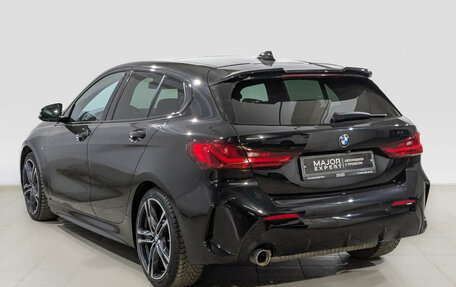 BMW 1 серия, 2019 год, 2 560 000 рублей, 7 фотография