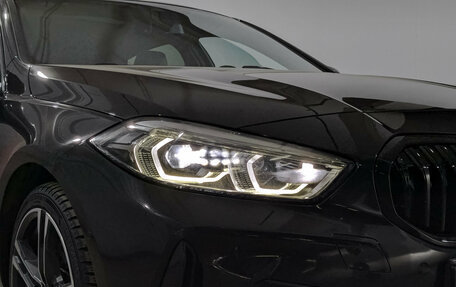 BMW 1 серия, 2019 год, 2 560 000 рублей, 27 фотография