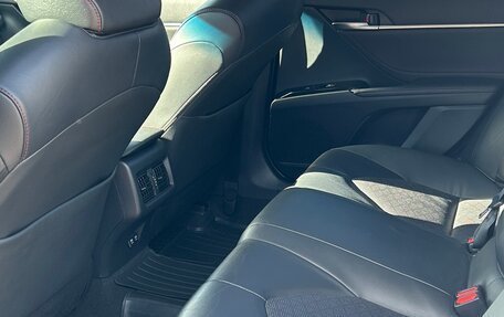 Toyota Camry, 2020 год, 3 200 000 рублей, 9 фотография