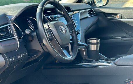 Toyota Camry, 2020 год, 3 200 000 рублей, 8 фотография