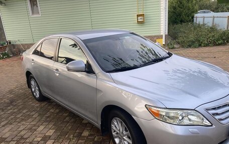 Toyota Camry, 2009 год, 1 250 000 рублей, 2 фотография