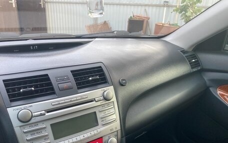 Toyota Camry, 2009 год, 1 250 000 рублей, 6 фотография