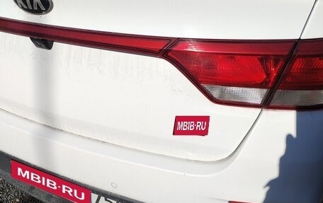 KIA Rio IV, 2018 год, 1 400 000 рублей, 5 фотография