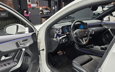 Mercedes-Benz A-Класс, 2021 год, 2 540 001 рублей, 7 фотография