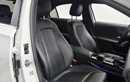 Mercedes-Benz A-Класс, 2021 год, 2 540 001 рублей, 17 фотография