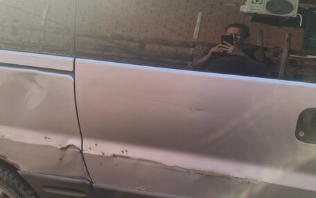 Hyundai Starex I рестайлинг, 2005 год, 500 000 рублей, 3 фотография