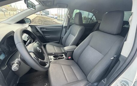 Toyota Corolla, 2013 год, 990 000 рублей, 10 фотография