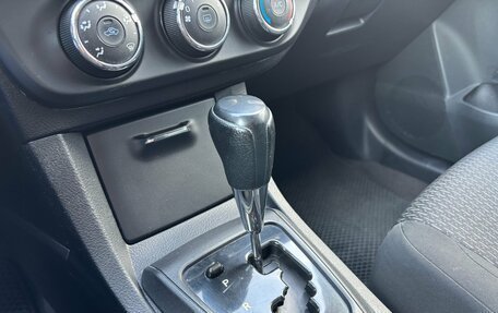 Toyota Corolla, 2013 год, 990 000 рублей, 14 фотография