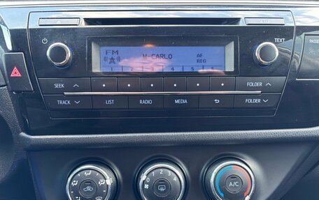 Toyota Corolla, 2013 год, 990 000 рублей, 13 фотография