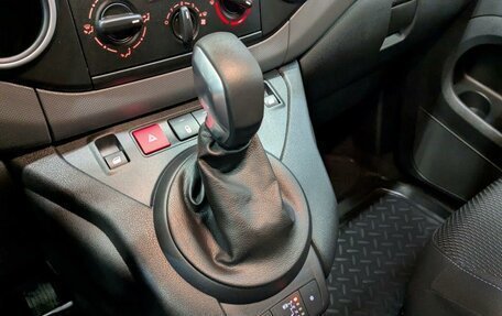 Opel Combo, 2021 год, 2 390 000 рублей, 25 фотография