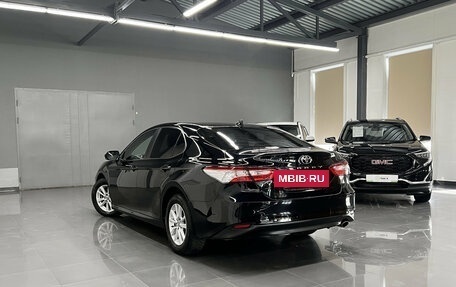 Toyota Camry, 2018 год, 2 545 000 рублей, 6 фотография