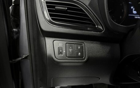 Hyundai Solaris II рестайлинг, 2017 год, 1 325 000 рублей, 21 фотография