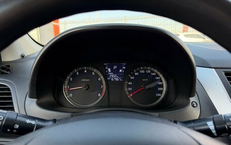 Hyundai Solaris II рестайлинг, 2014 год, 900 000 рублей, 12 фотография