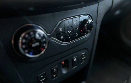 Renault Sandero II рестайлинг, 2016 год, 790 000 рублей, 14 фотография