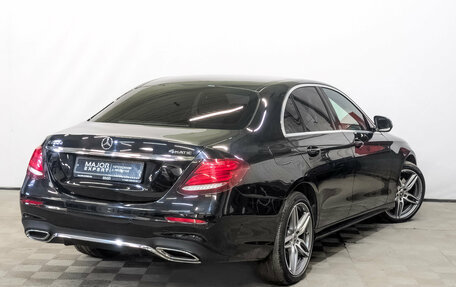 Mercedes-Benz E-Класс, 2020 год, 4 300 000 рублей, 5 фотография