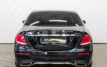 Mercedes-Benz E-Класс, 2020 год, 4 300 000 рублей, 6 фотография