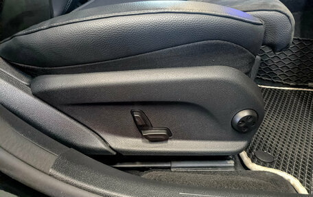 Mercedes-Benz E-Класс, 2020 год, 4 300 000 рублей, 26 фотография