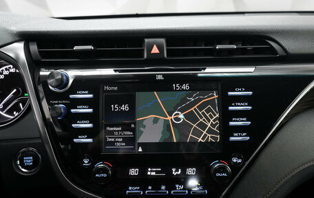 Toyota Camry, 2018 год, 2 650 000 рублей, 5 фотография