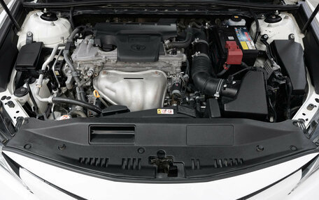 Toyota Camry, 2018 год, 2 650 000 рублей, 13 фотография