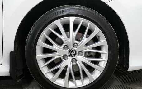 Toyota Camry, 2018 год, 2 650 000 рублей, 10 фотография