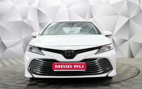 Toyota Camry, 2018 год, 2 650 000 рублей, 9 фотография