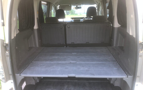 Toyota Voxy II, 2008 год, 1 250 000 рублей, 9 фотография