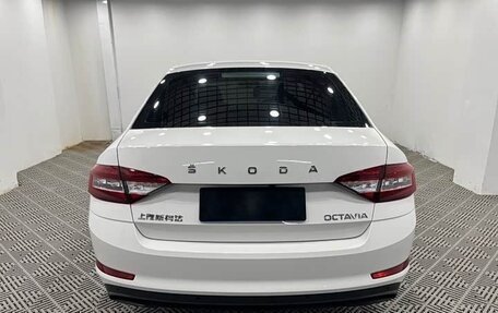 Skoda Octavia, 2021 год, 1 347 000 рублей, 5 фотография