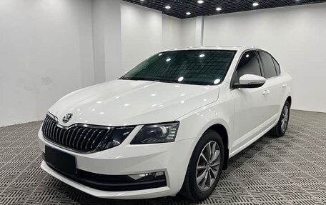 Skoda Octavia, 2021 год, 1 347 000 рублей, 3 фотография