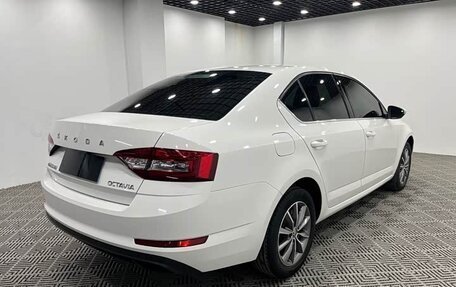 Skoda Octavia, 2021 год, 1 347 000 рублей, 4 фотография