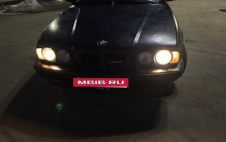 BMW 5 серия, 1995 год, 370 000 рублей, 38 фотография