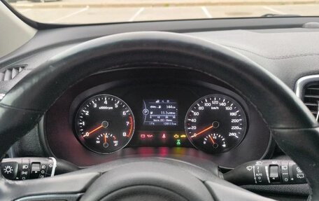 KIA Sportage IV рестайлинг, 2017 год, 2 050 000 рублей, 6 фотография