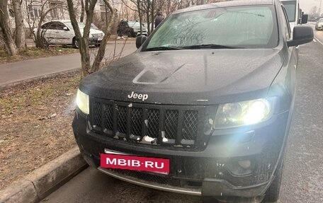 Jeep Grand Cherokee, 2012 год, 1 000 000 рублей, 10 фотография
