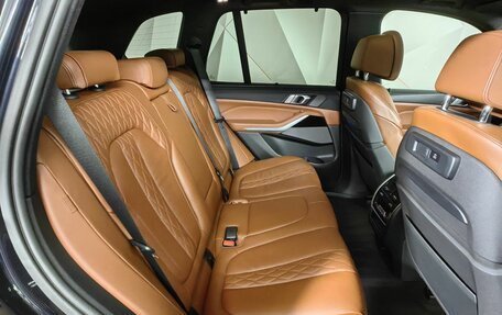 BMW X5, 2018 год, 7 250 000 рублей, 14 фотография