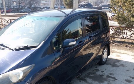 Honda Freed I, 2010 год, 750 000 рублей, 4 фотография