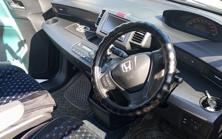 Honda Freed I, 2010 год, 750 000 рублей, 13 фотография