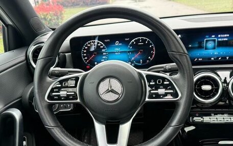 Mercedes-Benz A-Класс, 2021 год, 1 900 000 рублей, 8 фотография