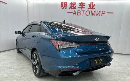 Hyundai Elantra, 2023 год, 1 360 000 рублей, 5 фотография