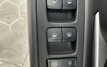 Hyundai Elantra, 2023 год, 1 360 000 рублей, 16 фотография