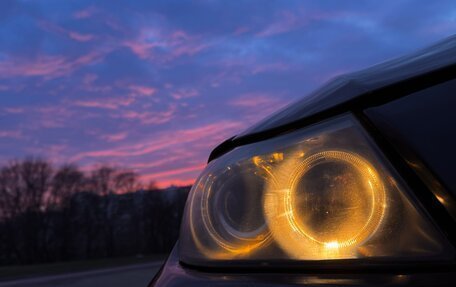 BMW 3 серия, 2011 год, 800 000 рублей, 10 фотография